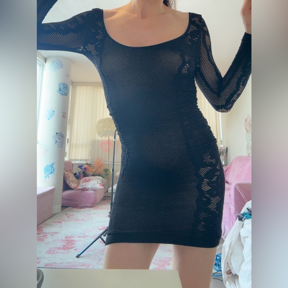 BeBe Elegant Black Lace bodycon Dress